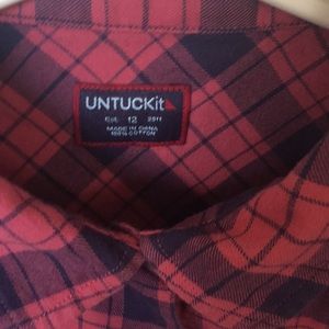 UNTUCKit women’s shirt